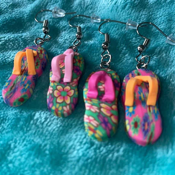 FlipFlop Mismatched Friendship Earrings! Polymer clay coconutcore HANDMADE - Picture 2 of 3